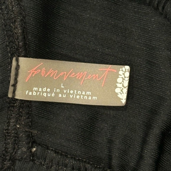 Free People Movement Hot Tip Layer Crop Top Long Sleeve Ruched Black Large Yoga - Picture 10 of 12